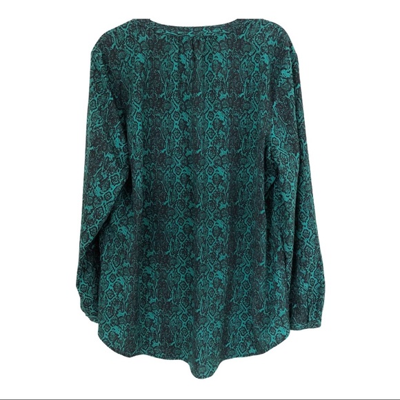 Jaclyn Smith Long Sleeve Button Down Shirt It’s perfect for Easter! Be ready! - Picture 3 of 10